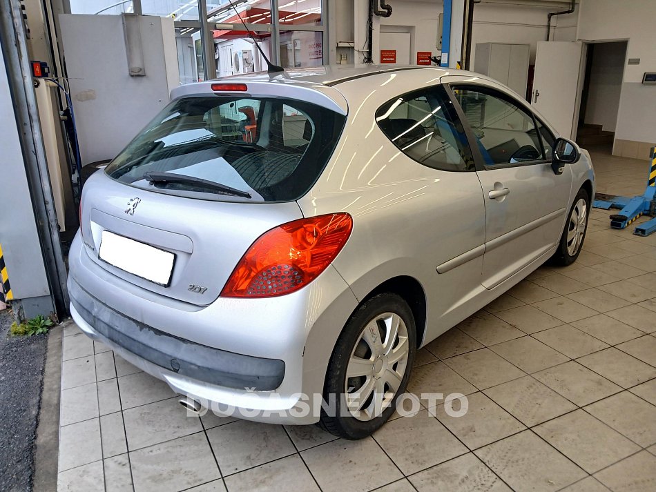 Peugeot 207 1.6 HDi 