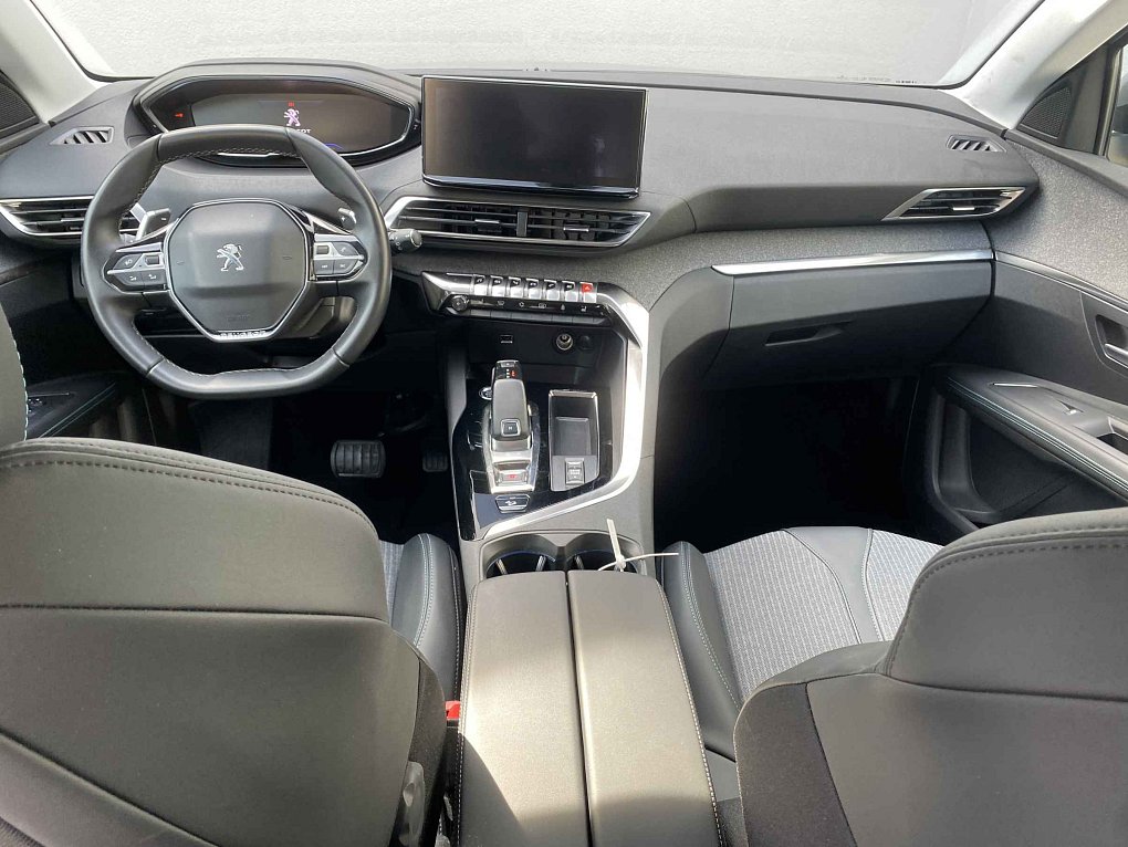 Peugeot 3008 1.2 PT Allure