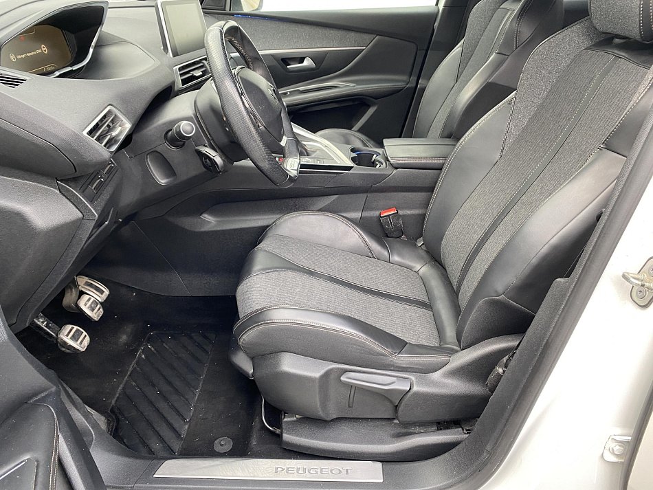 Peugeot 3008 1.2 PT GT Line