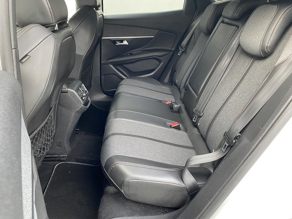 Peugeot 3008 1.2 PT GT Line