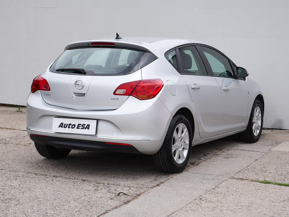 Opel Astra 1.7 CDTi 
