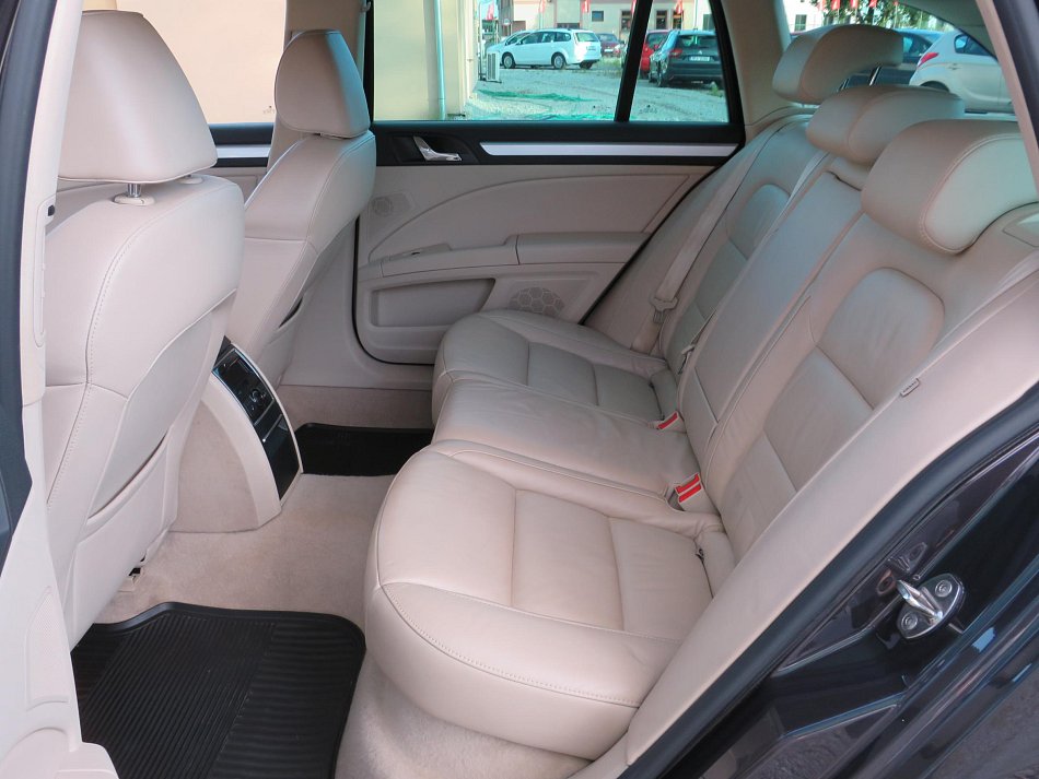 Škoda Superb II 2.0 TDi 