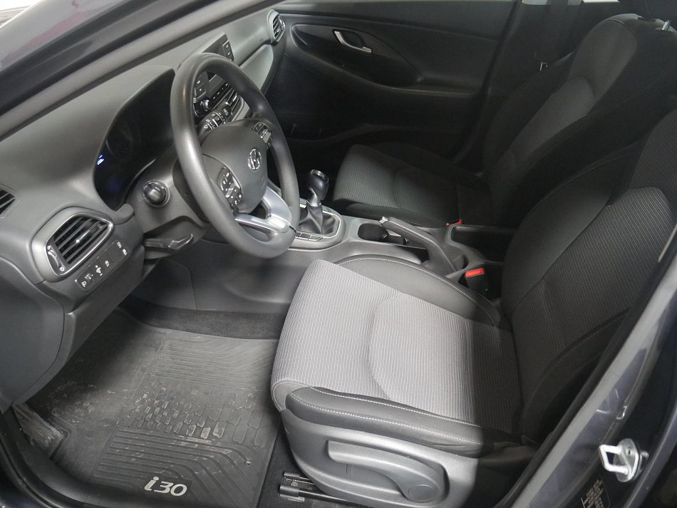 Hyundai I30 1.5 DPi Start