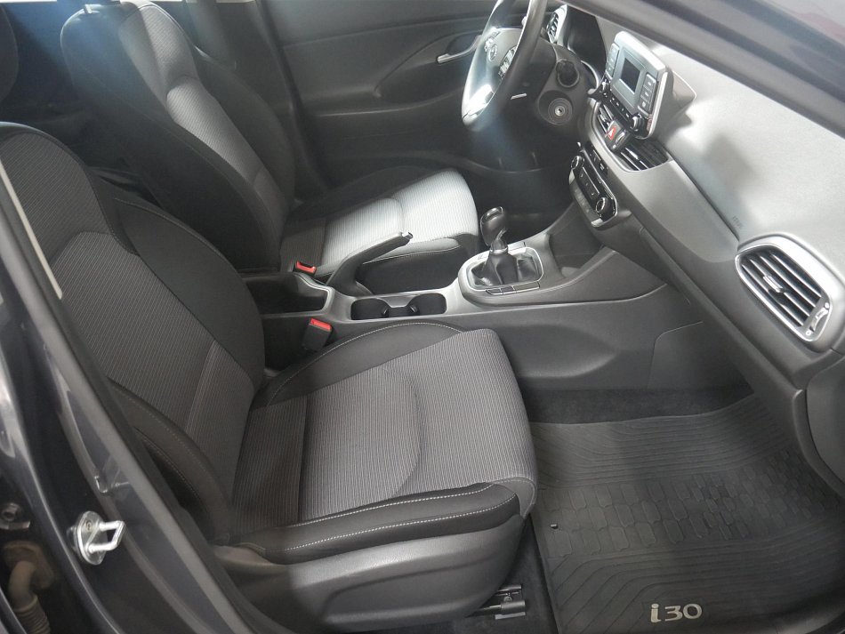 Hyundai I30 1.5 DPi Start