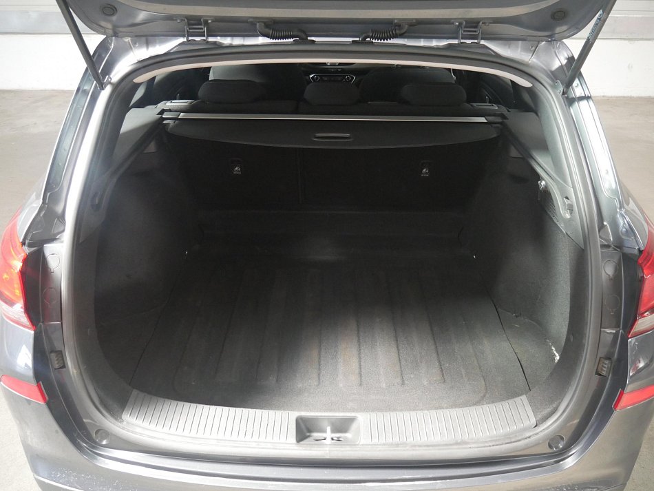Hyundai I30 1.5 DPi Start