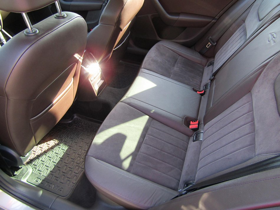 Škoda Octavia III 2.0 TDi L&K