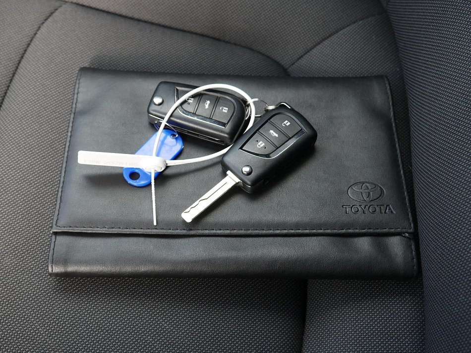 Toyota Corolla 1.5 VVTi 