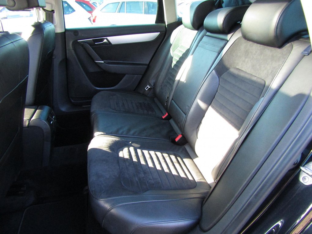 Volkswagen Passat 2.0 TDi Highline