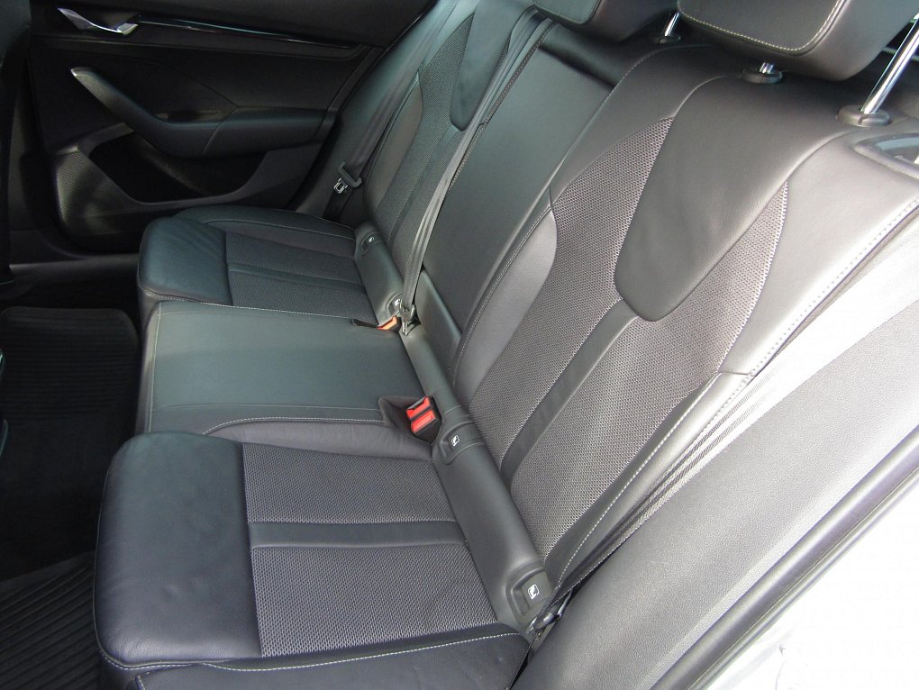 Škoda Octavia IV 2.0TDi Ambition