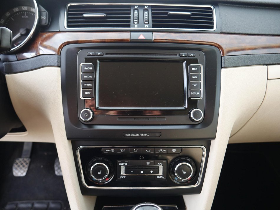 Škoda Superb II 2.0 TDi Elegance