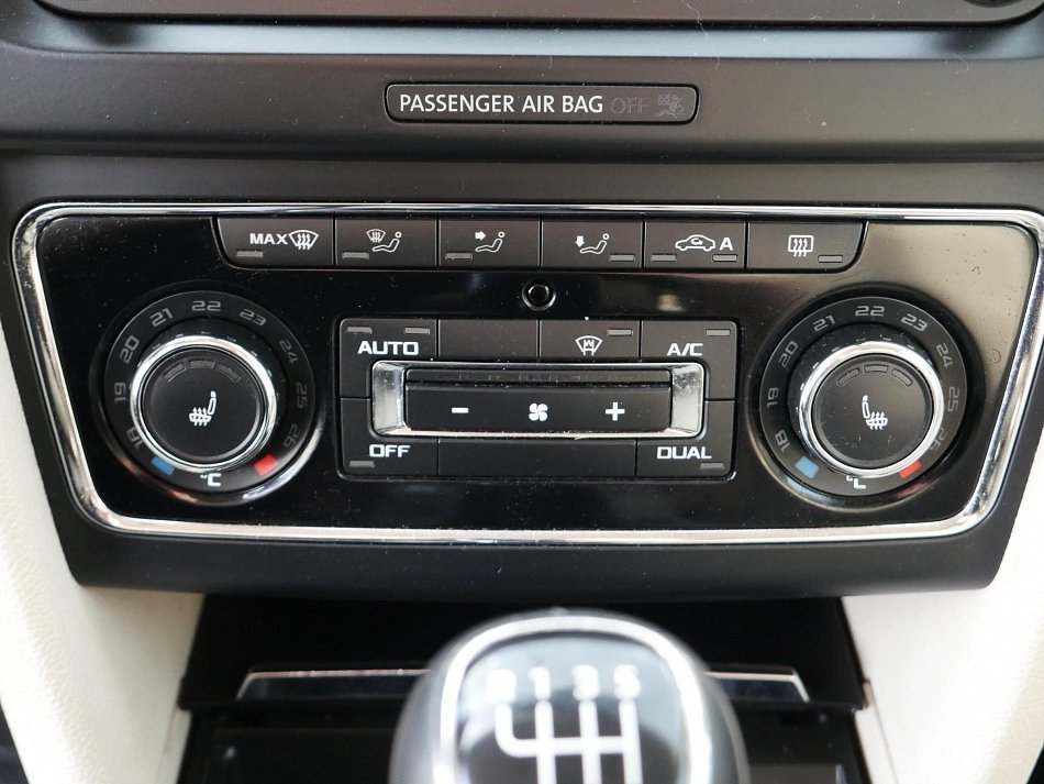 Škoda Superb II 2.0 TDi Elegance