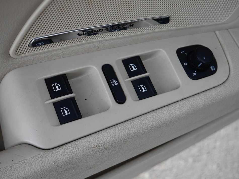 Škoda Superb II 2.0 TDi Elegance