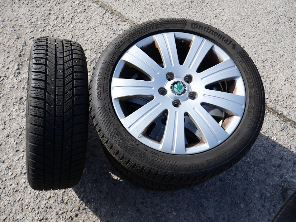 Škoda Superb II 2.0 TDi Elegance