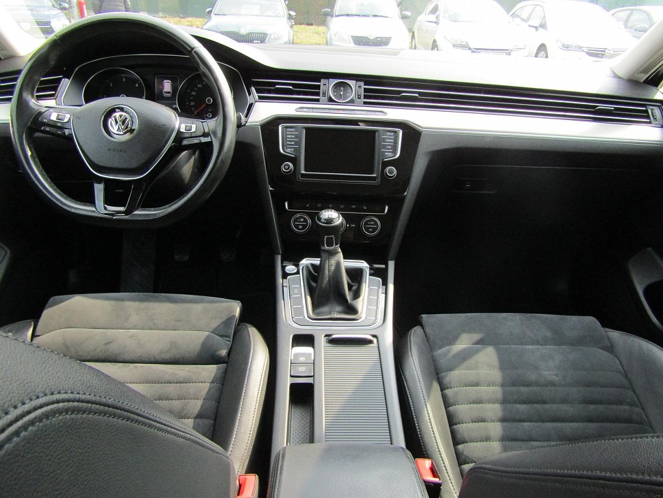 Volkswagen Passat 2.0 TDi 