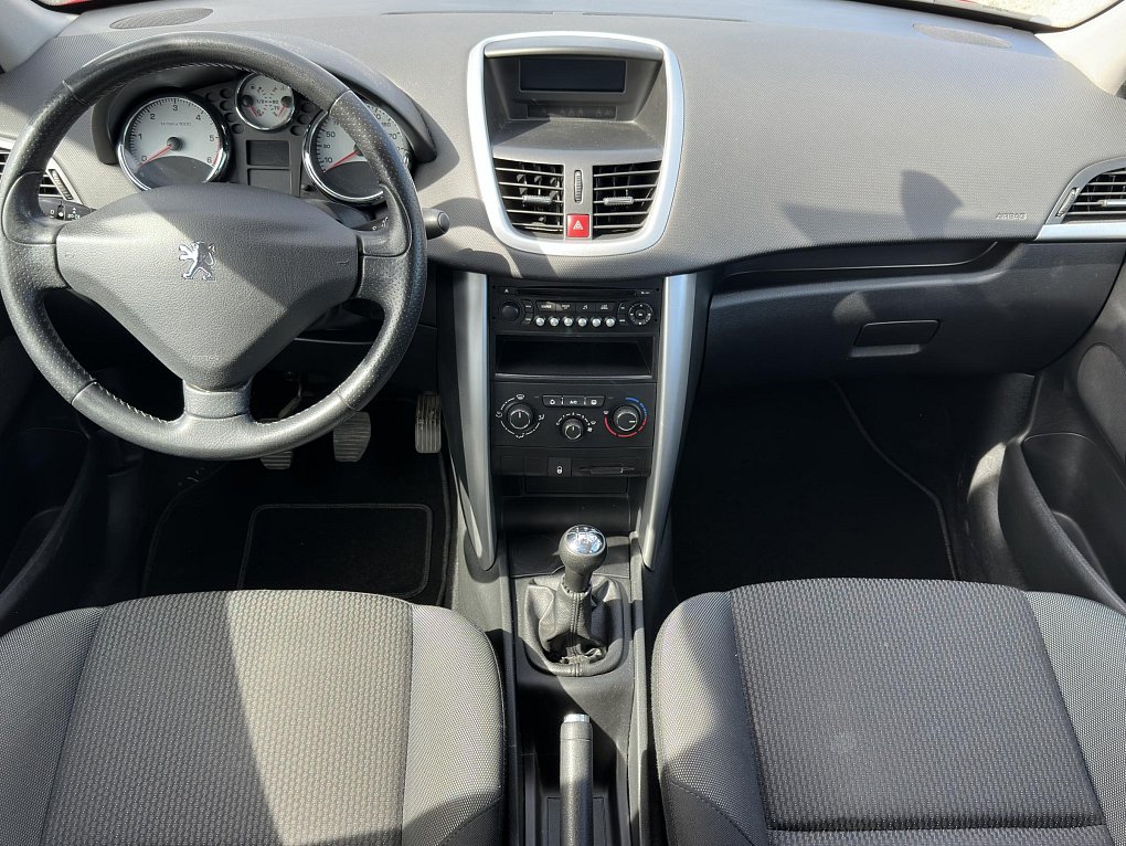 Peugeot 207 1.4i 