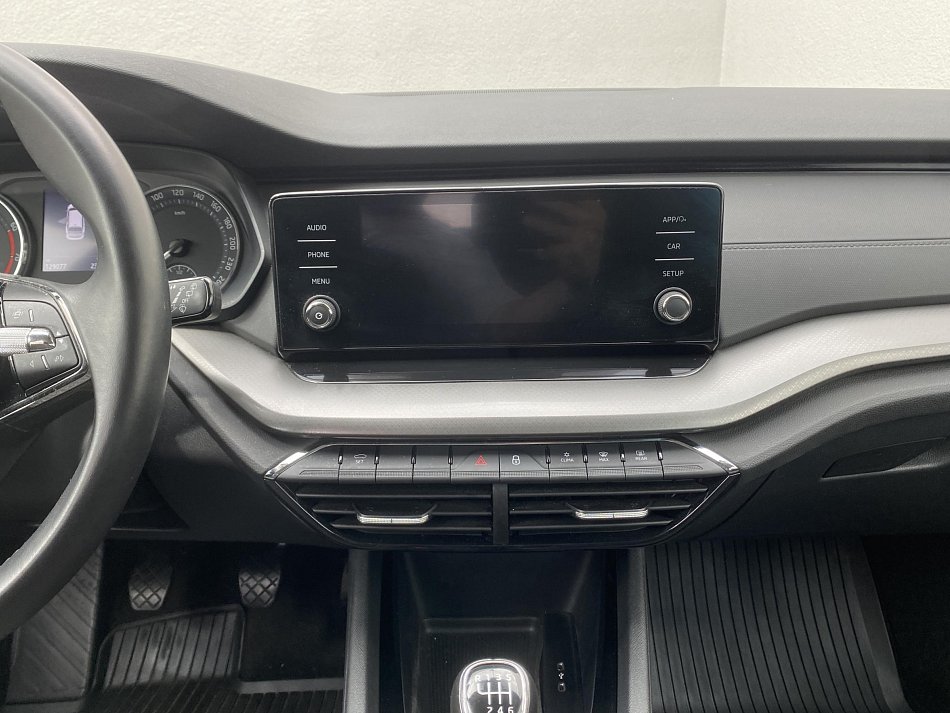 Škoda Octavia IV 1.5 TSi Ambition