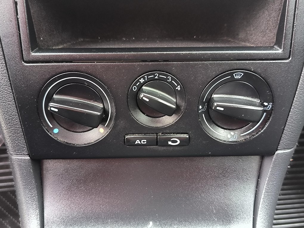 Škoda Octavia 1.6 i 