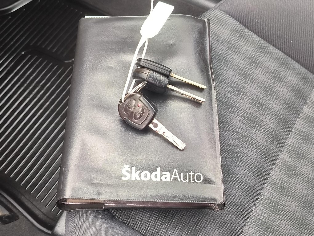 Škoda Octavia 1.6 i 