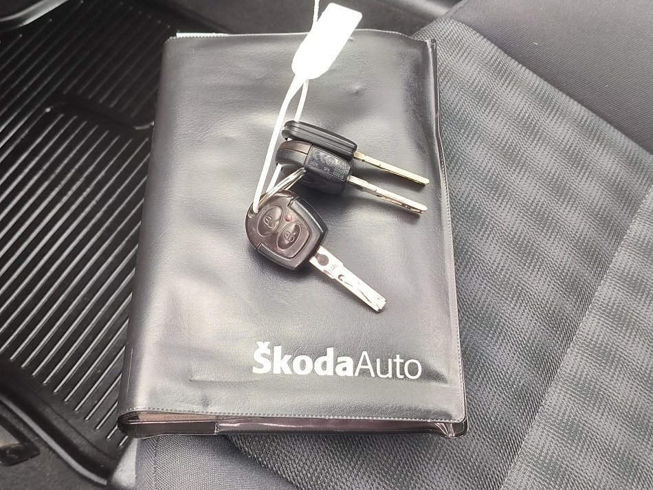 Škoda Octavia 1.6 i 