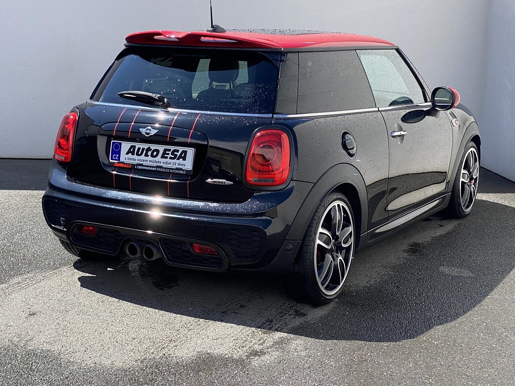 Mini Cooper 2.0 i 