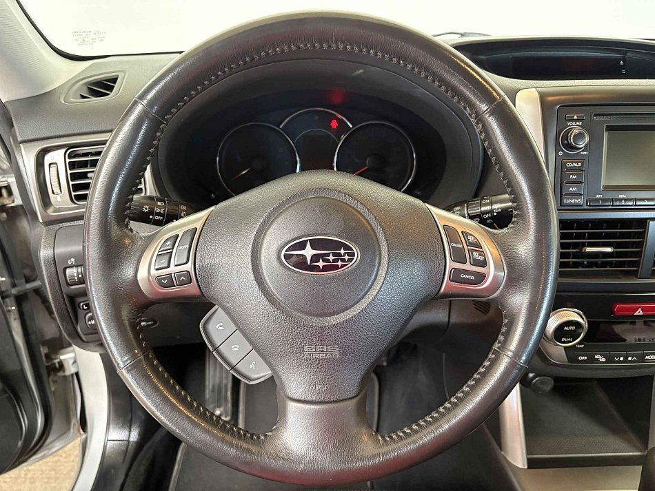 Subaru Forester 2.0i  AWD