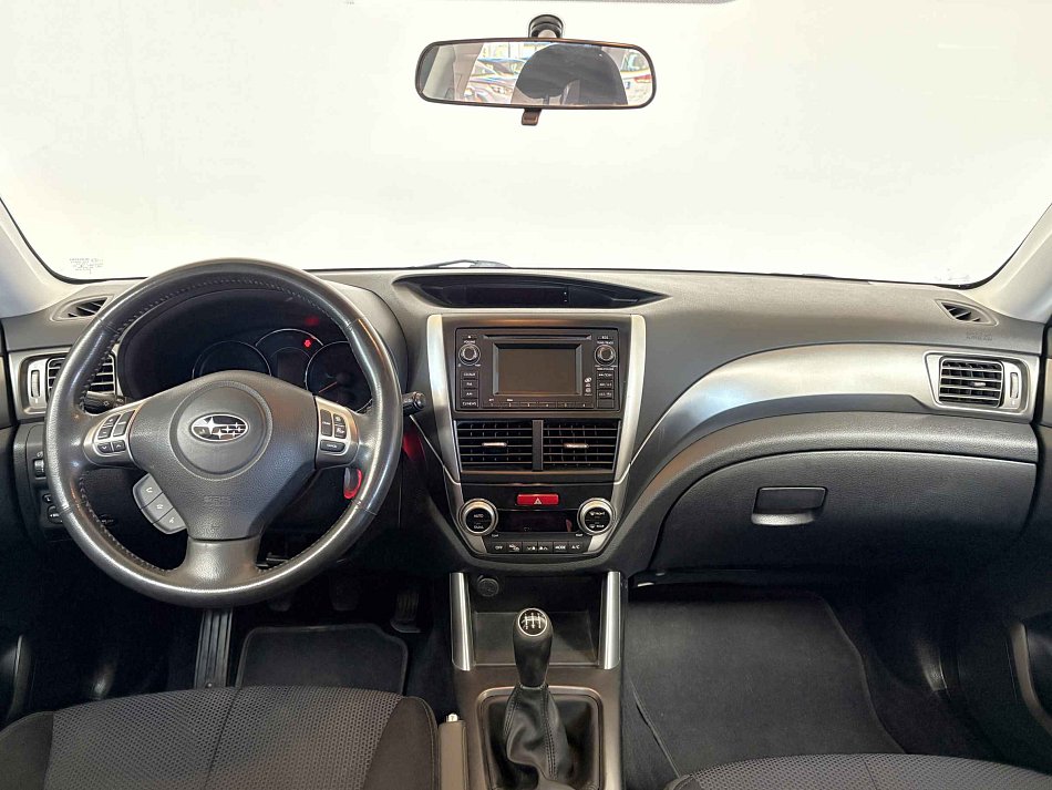 Subaru Forester 2.0i  AWD