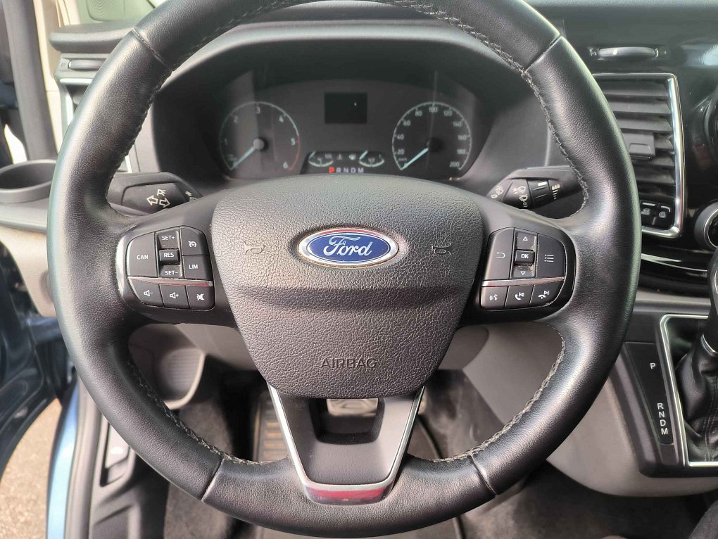Ford Transit Custom 2.0TDCi Limited L2  5míst