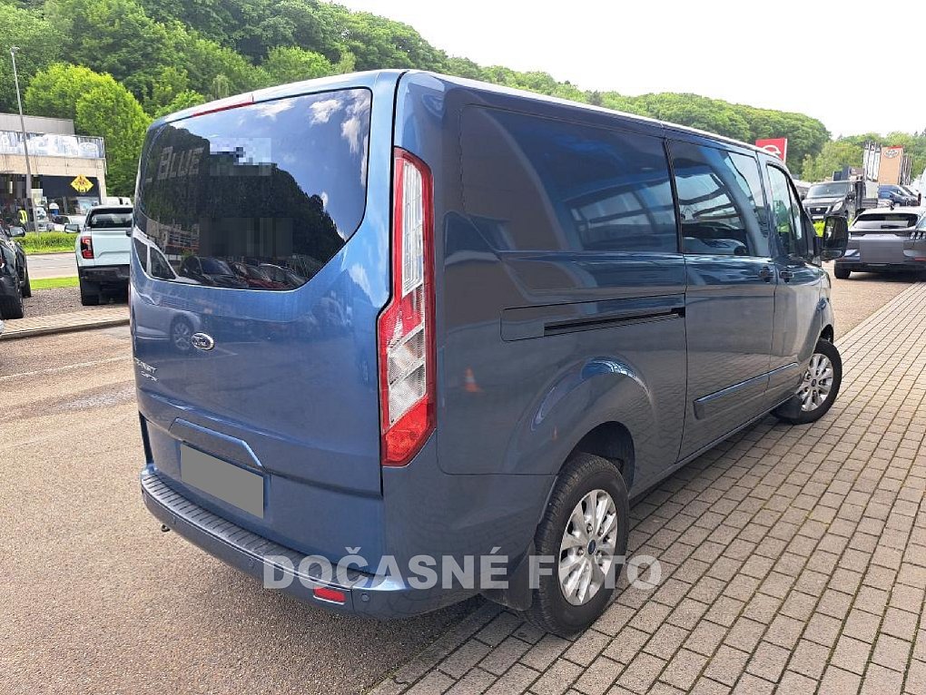 Ford Transit Custom 2.0TDCi Limited L2H1 5míst