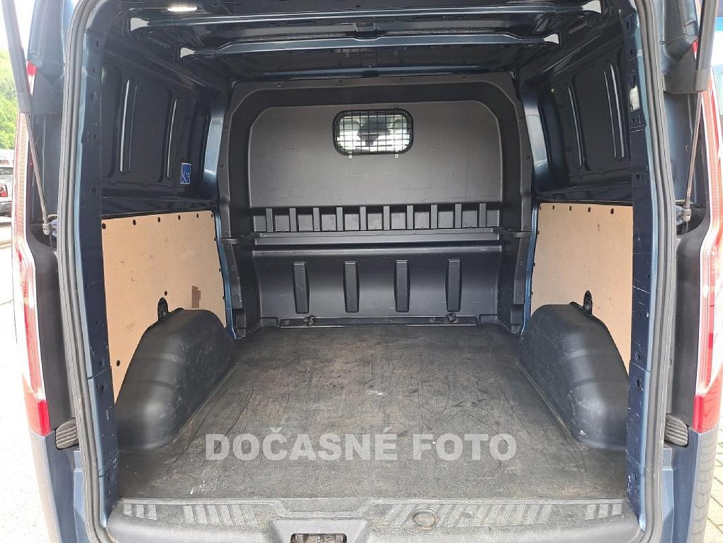 Ford Transit Custom 2.0TDCi Limited L2H1 5míst