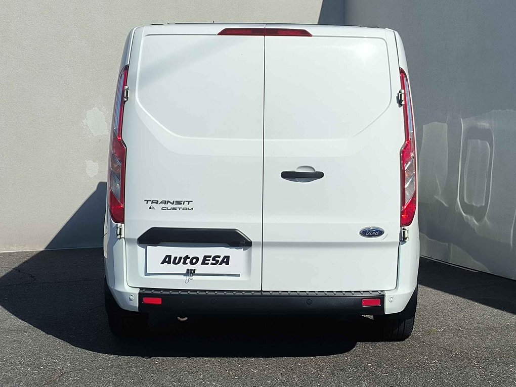 Ford Transit Custom 2.0TDCi Trend L2H1 5míst