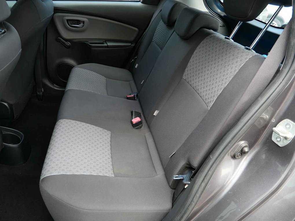 Toyota Yaris 1.3 VVT- i 