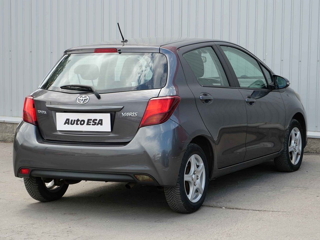 Toyota Yaris 1.3 VVT- i 