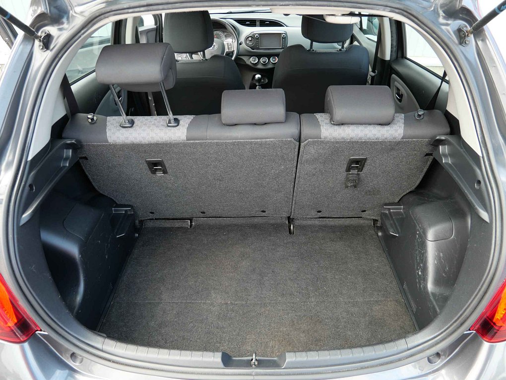 Toyota Yaris 1.3 VVT- i 