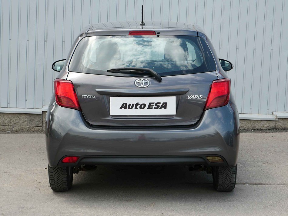Toyota Yaris 1.3 VVT- i 