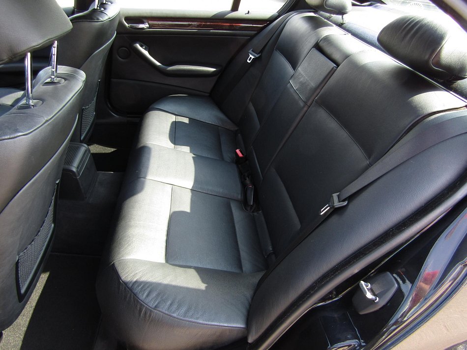 BMW Řada 3 3.0i  330 I