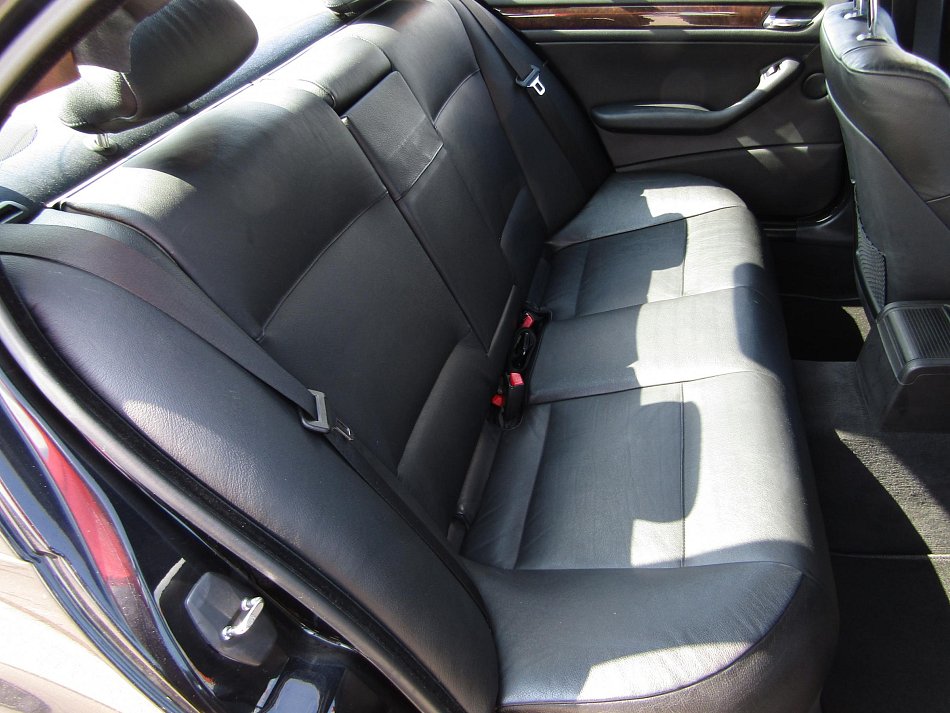BMW Řada 3 3.0i  330 I