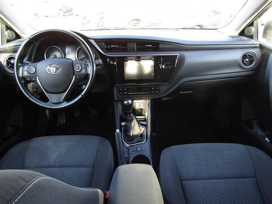 Toyota Corolla 1.6 VVTi 