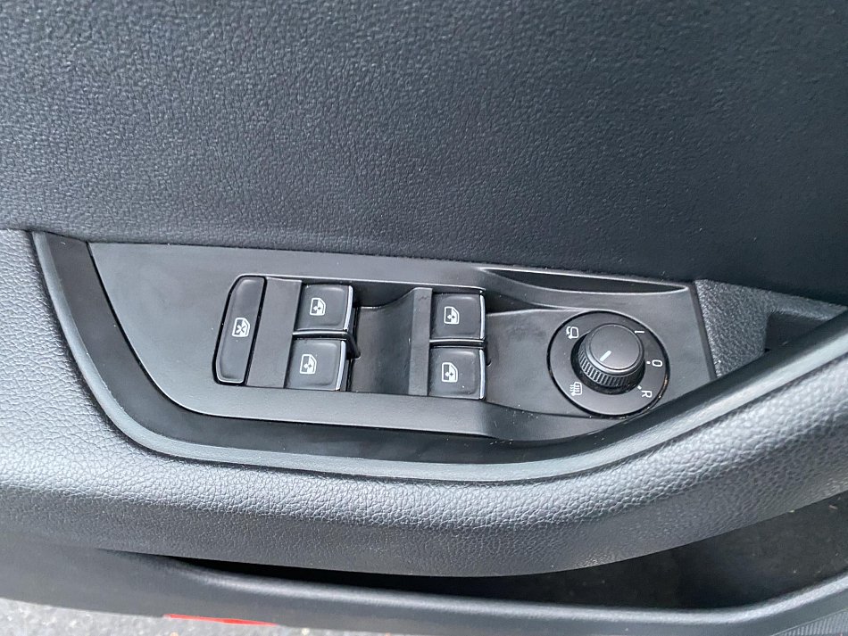 Škoda Superb III 2.0 TDi 