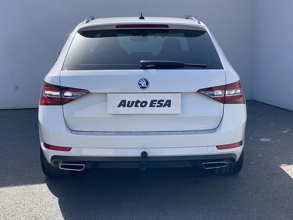 Škoda Superb III 2.0 TSi SportLine 4x4