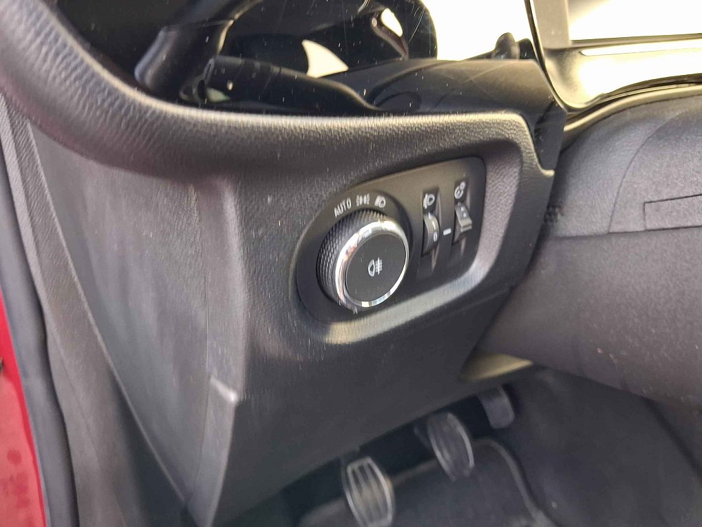 Opel Corsa 1.2T Elegance