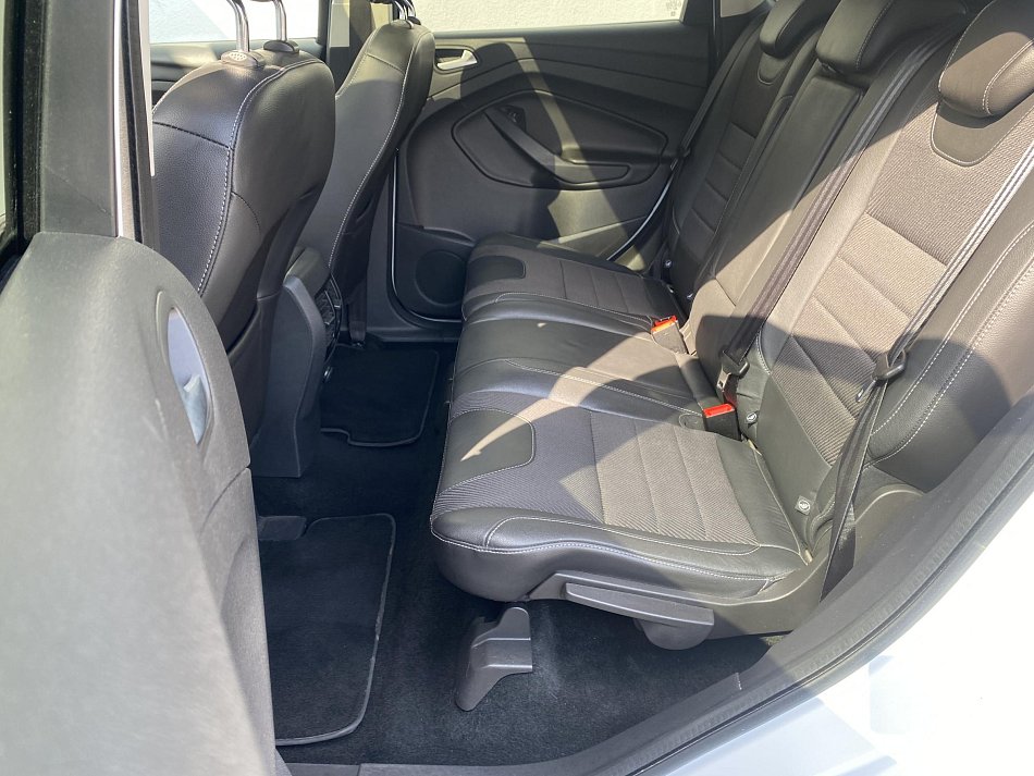 Ford Kuga 2.0 TDCi Titanium