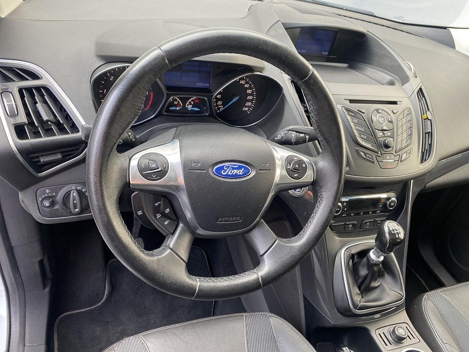 Ford Kuga 2.0 TDCi Titanium