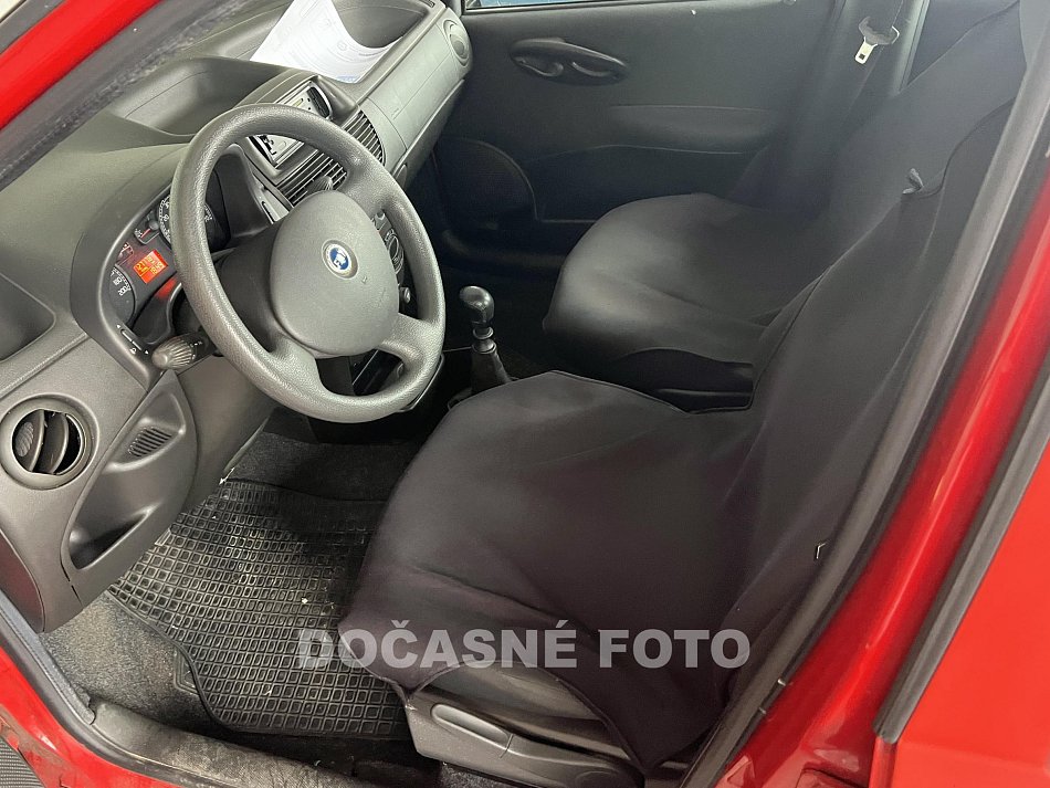 Fiat Punto 1.2i 