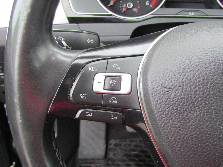 Volkswagen Passat 2.0TDi 