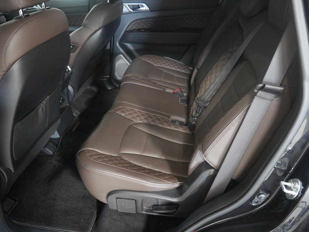 SsangYong Rexton 2.2 e-XDI  4x4, 7míst