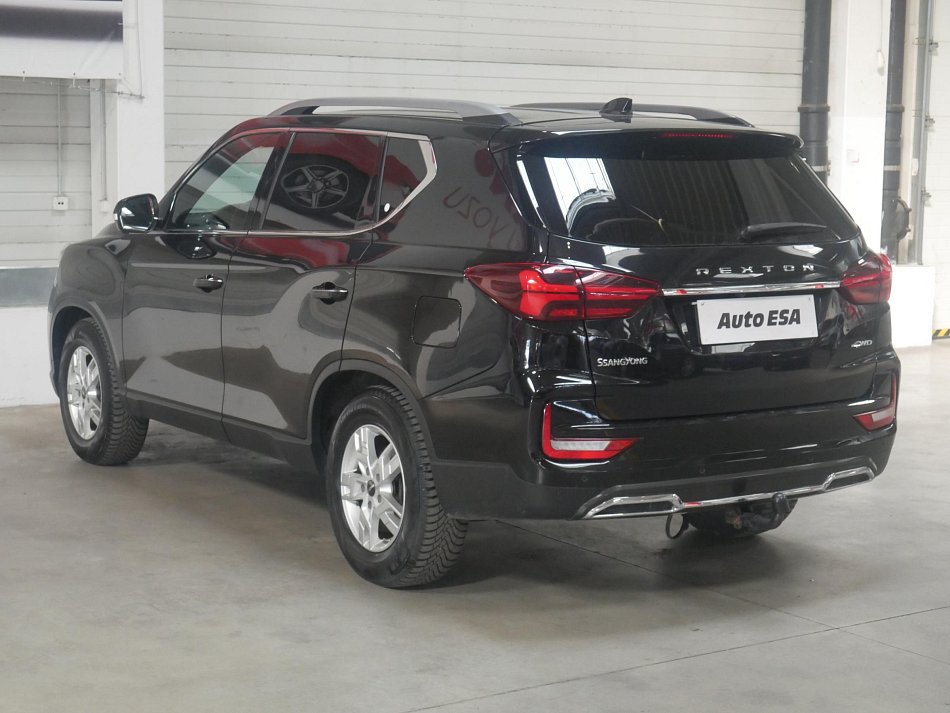 SsangYong Rexton 2.2 e-XDI  4x4, 7míst