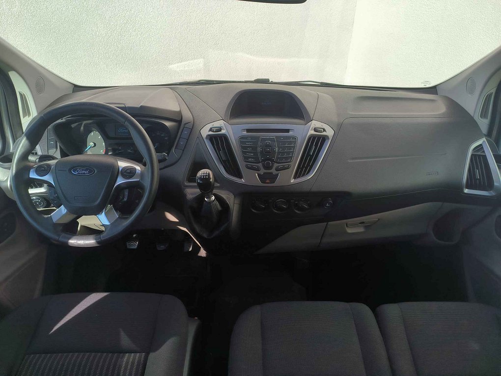 Ford Tourneo Custom 2.2TDCi Trend L2 9míst