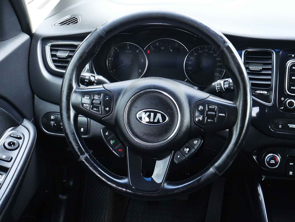Kia Carens 1.7 CRDi 