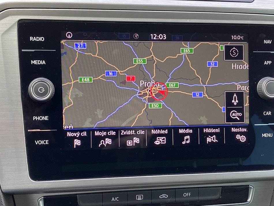 Volkswagen Passat 2.0 TDi Trendline