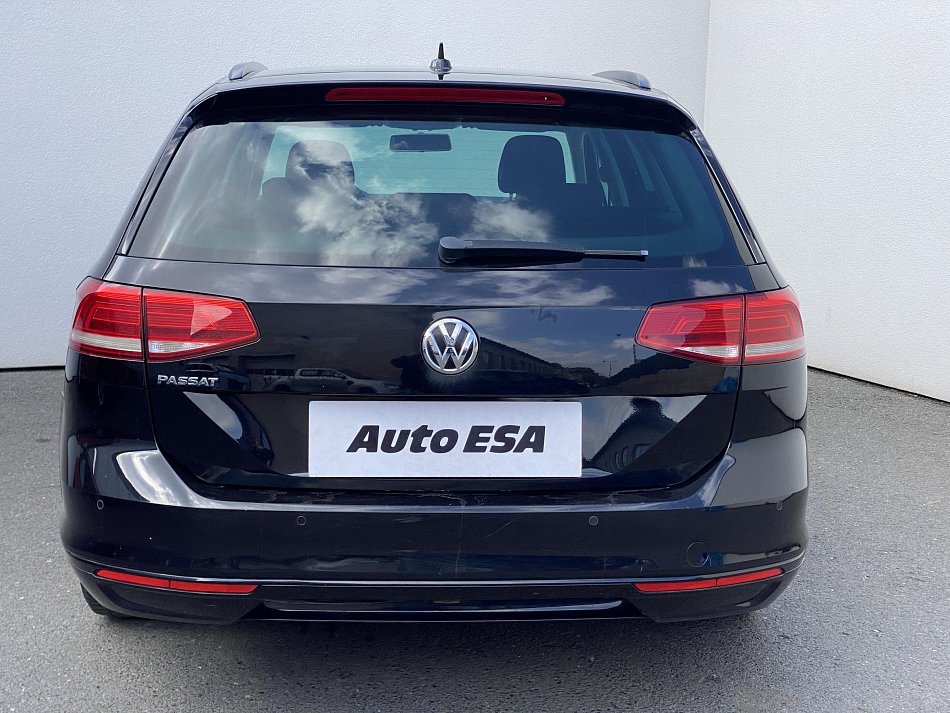 Volkswagen Passat 2.0 TDi Trendline